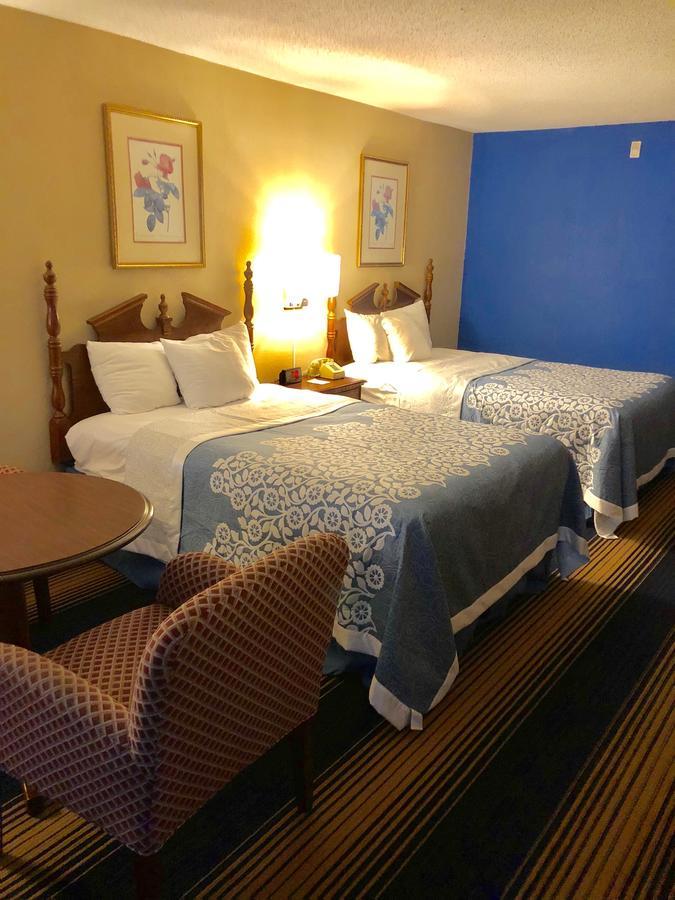 Motel Days By Wyndham Near Fairgrounds Perry