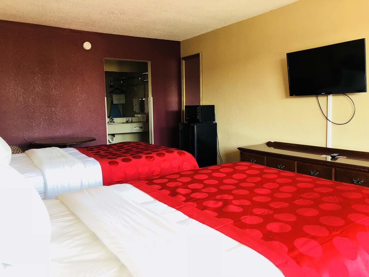 Days By Wyndham Near Fairgrounds 3* Perry