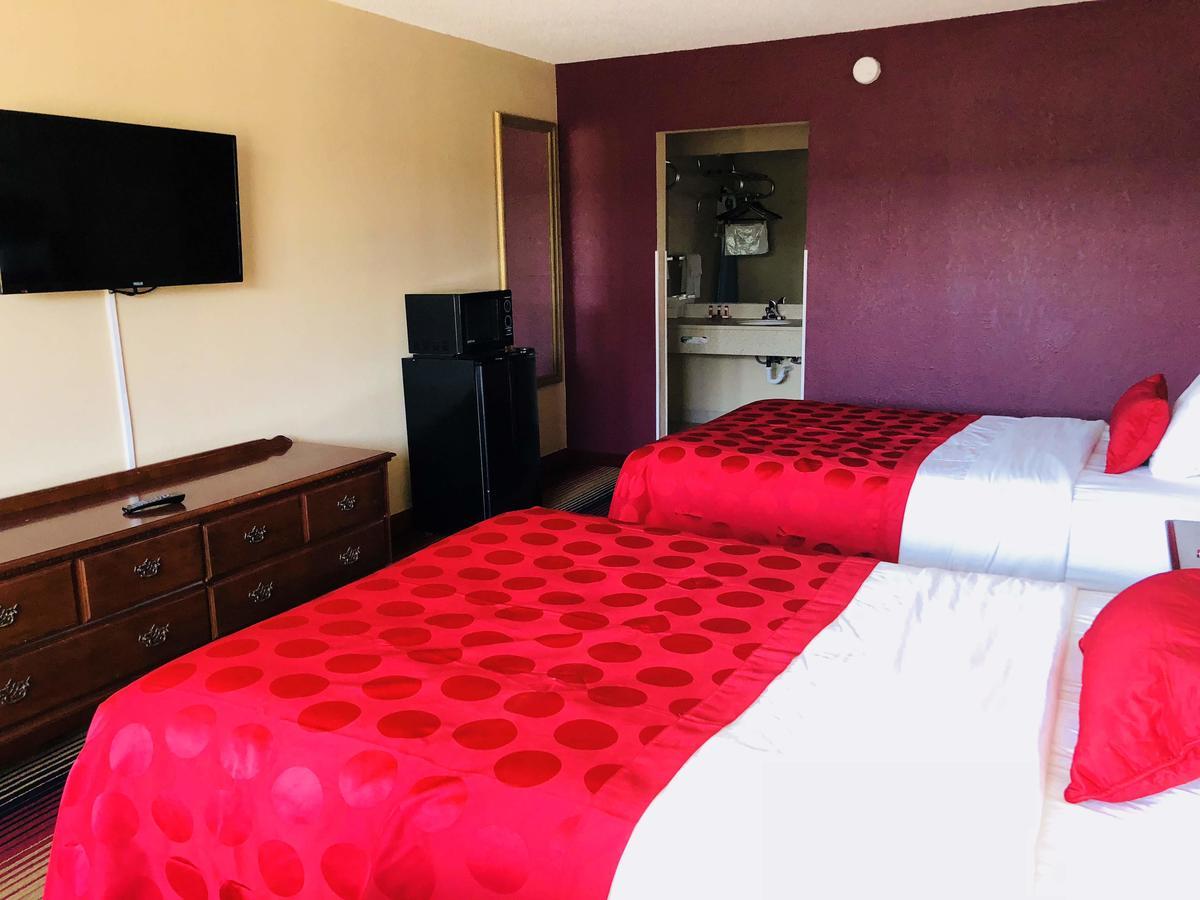 Days By Wyndham Near Fairgrounds 3* Perry
