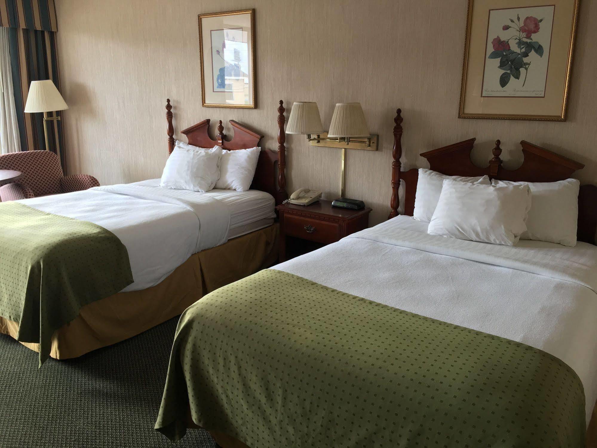 Motel Days By Wyndham Near Fairgrounds