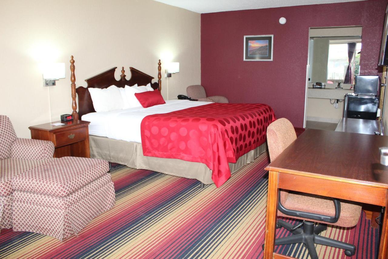 Motel Days By Wyndham Near Fairgrounds